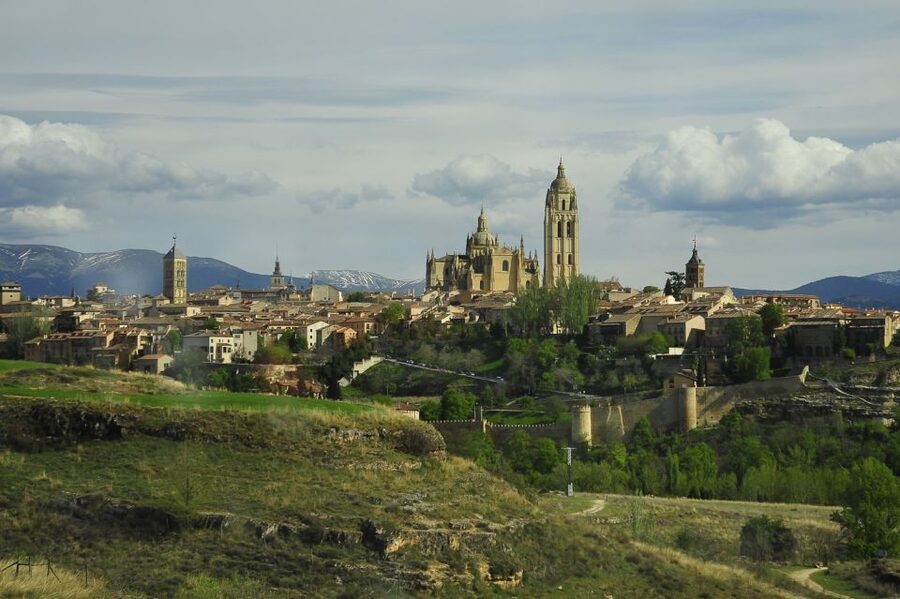 From Madrid: Ribera del Duero Tour of 3 Wineries w/ Tastings - Why Ribera del Duero makes a good Madrid day trip