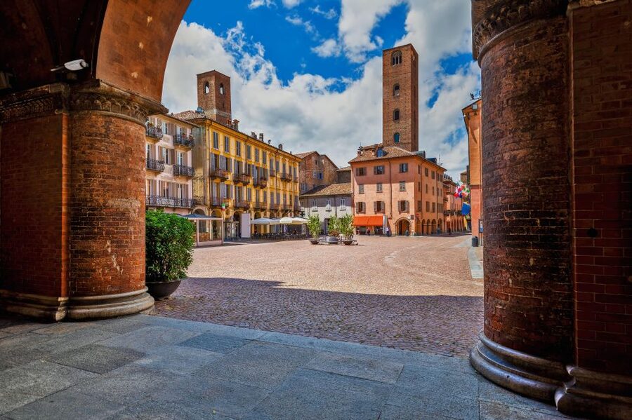 From Milan: Barolo Wine Tasting, Alba Tour and Castle Visit - How the price compares with the effort