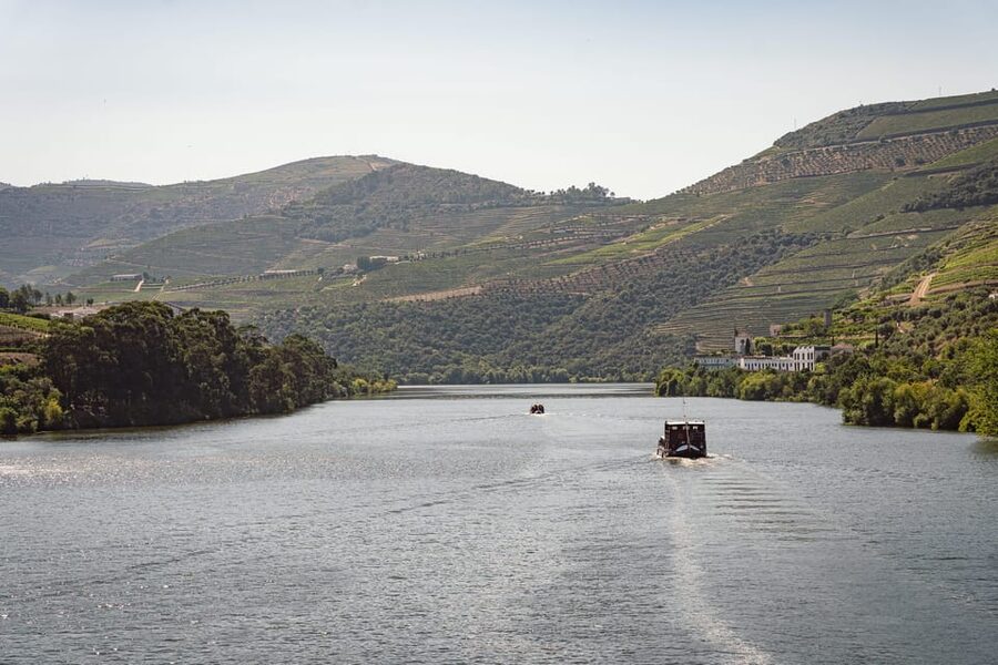 From Pinhão: Douro Valley Rabelo Boat Tour with Port Wine - Why this cruise works so well from Pinhão