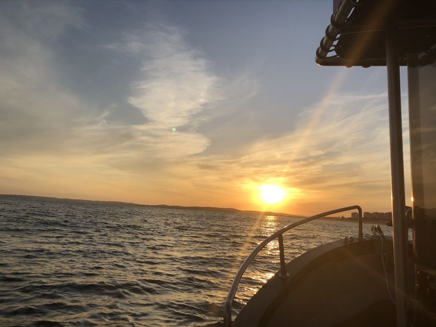 From Portimão: Sunset Boat Trip with Wine - Setting off from Marina de Portimão