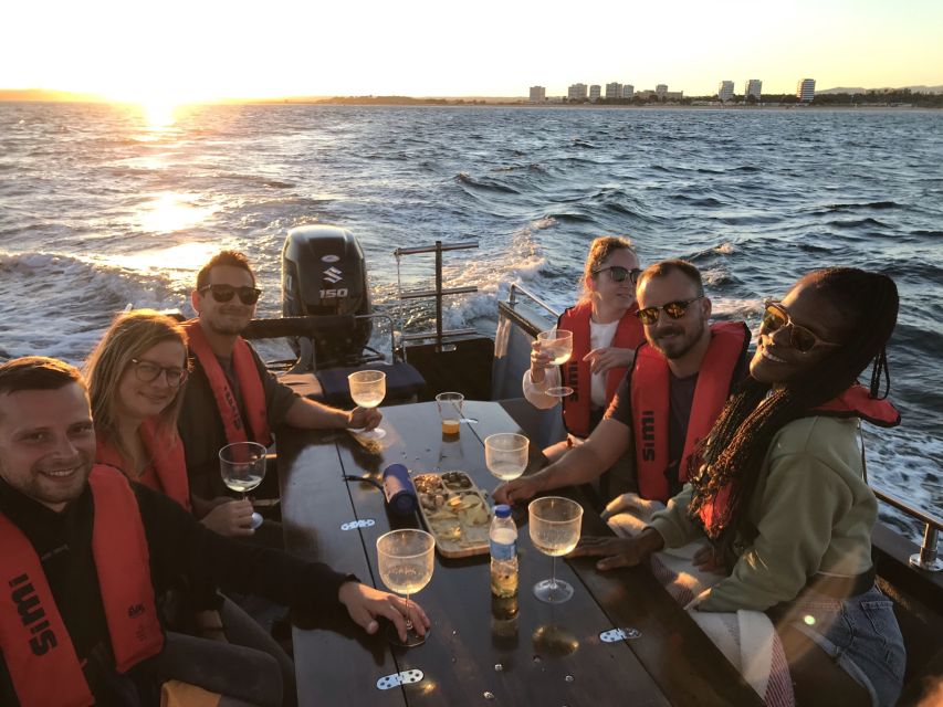 From Portimão: Sunset Boat Trip with Wine - The optional swim offshore