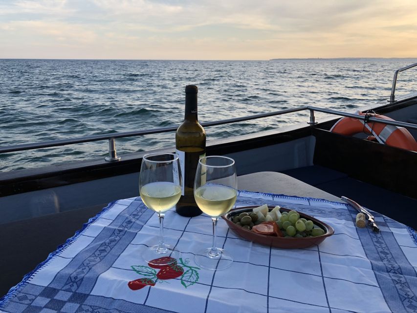 From Portimão: Sunset Boat Trip with Wine - Why the $40 price can make sense