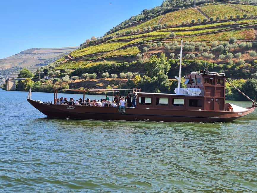 From Porto: 2 Wine Regions, Farm Lunch, and Boat Ride - Viewpoints that explain the Douro Valley