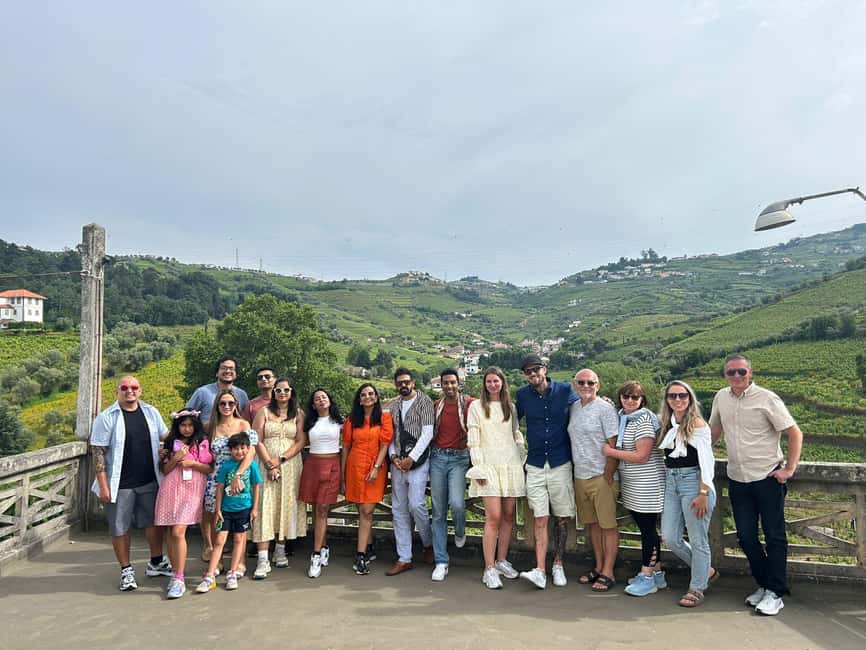 From Porto : Douro Valley sightseeing with 1 Winery Visit - The coach ride from Porto