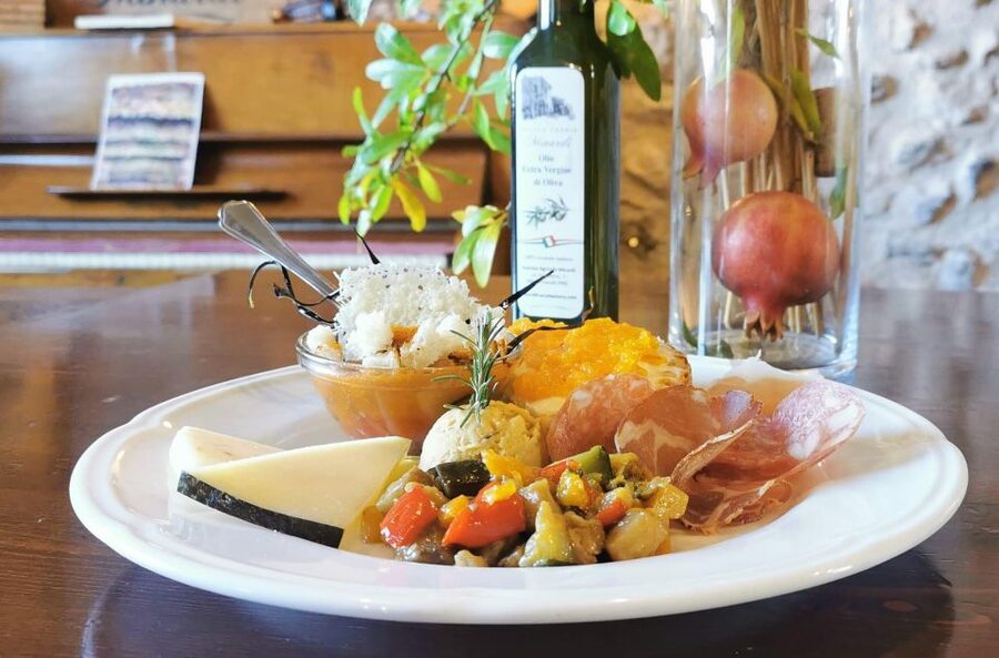 From Rome: Half-Day Frascati Wine Tour with Farmhouse Lunch - Guitar, singing, and the social side of lunch