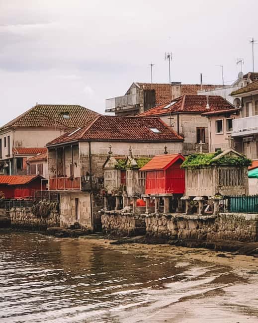 From Santiago: Rías Baixas Tour with boat trip and winery - Who should book this tour?