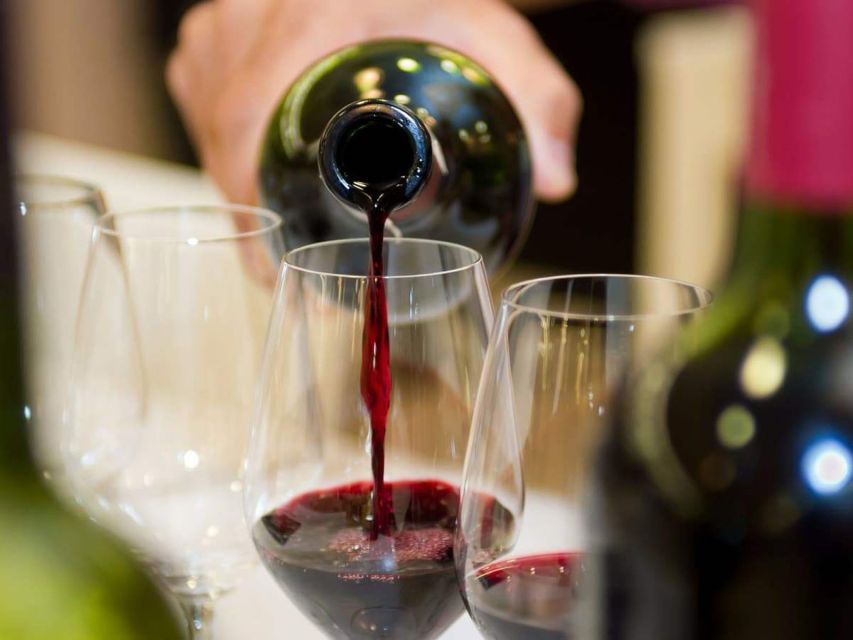 From Sorrento: Winery Tour, Tasting & Lunch - From Sorrento to Pompeii by train