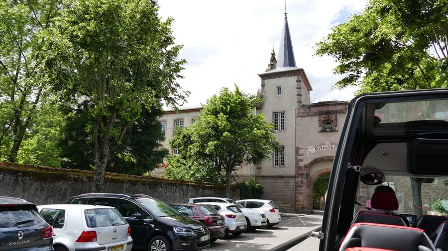 From Strasbourg: Medieval Villages & Wine Tasting Day Trip - Wine tasting with a local winemaker