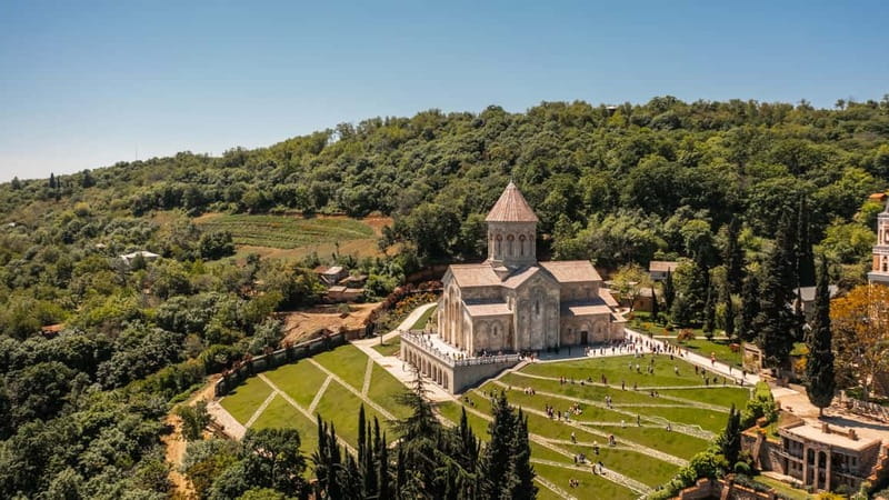 From Tbilisi: Kakheti & Sighnaghi Guided Day Trip with Wine - Manavi: a short first taste of Kakheti