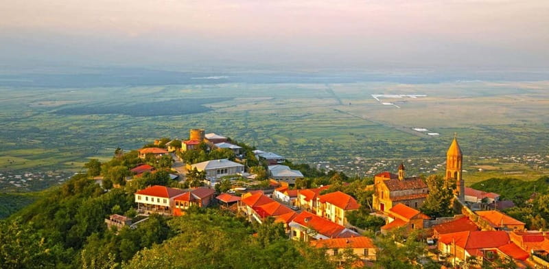 from Tbilisi to Kakheti Tour Sighnaghi, Bodbe & Wine Tasting - Badiauri and the warm bread tradition