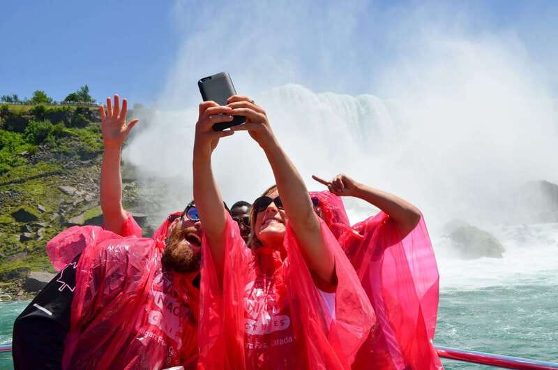 From Toronto: Niagara Falls Full-Day Bus Tour & Winery Stop - Starting downtown at Maple Leaf Square