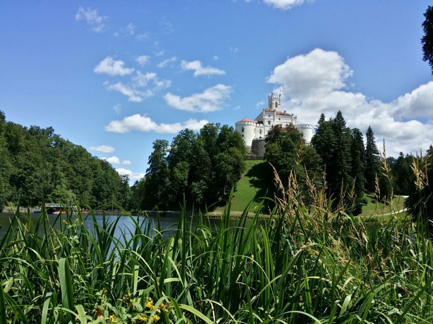 From Zagreb: Fairytale Castle & Wine Tasting & Lunch - Leaving Zagreb for the Zagorje hills