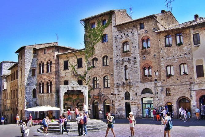 Full Day Tour to Val d'Orcia and Gladiator's Fields with Wines - Montepulciano and Vino Nobile