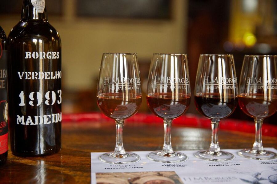 Funchal: H.M. Borges Winery Guided Tour with Wine Tasting - Choosing Silver, Gold, or Diamond