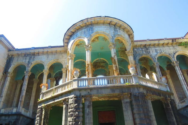 Gelati Momastery, Prometheus Cave, Sanatoriums and winetour - Key points to know before booking