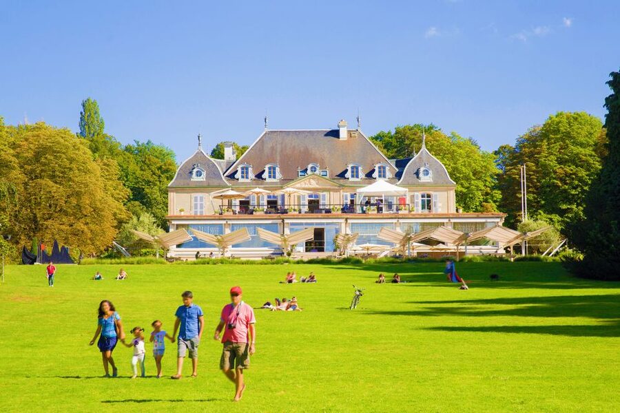 Geneva: Scenic Lake Cruise with Snacks and Wine - Mont Blanc, the Alps, and the best time to go