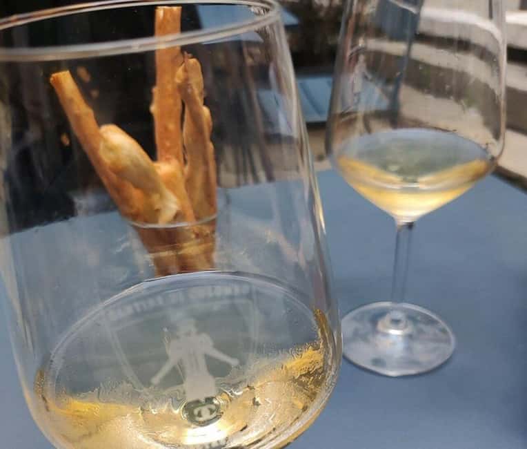 Genoa: Food and Wine Tasting Walking Tour - Palazzo San Giorgio and the port connection