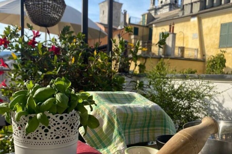 Genova: Homemade Pasta & Pesto Local Chef Class with Wine - A leisurely meal on the terrace