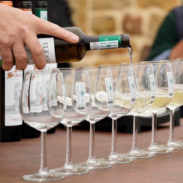 Getaria Txakoli wine tour from San Sebastian - The four-hour question