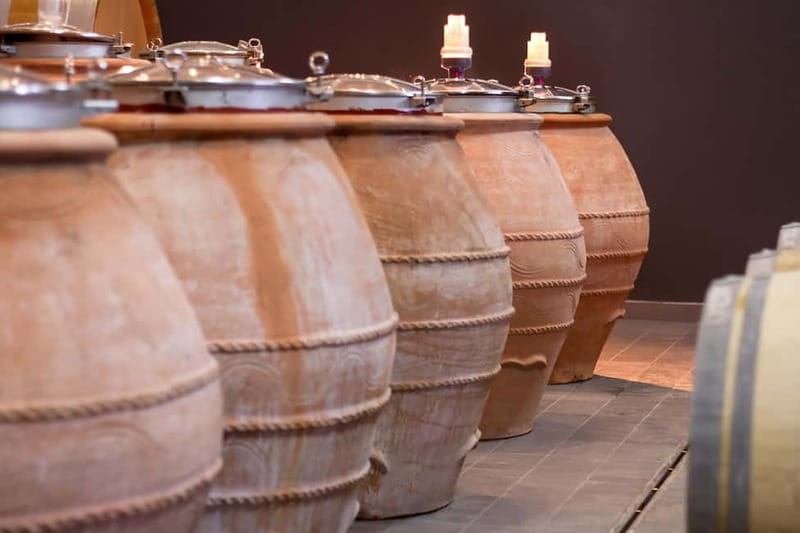 Građani: Winery Tour and Tasting at Winery Lipovac - The 45-minute tasting: four wines and local food