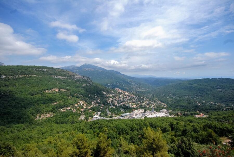Grasse, Valbonne & Gourdon: Day Tour with Wine Tasting - Why This French Riviera Day Trip Works
