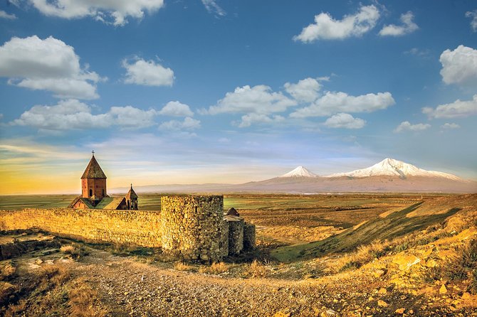 Group tour: Khor Virap, Noravank, Areni Winery and Cave - Noravank, red cliffs, and medieval stonework