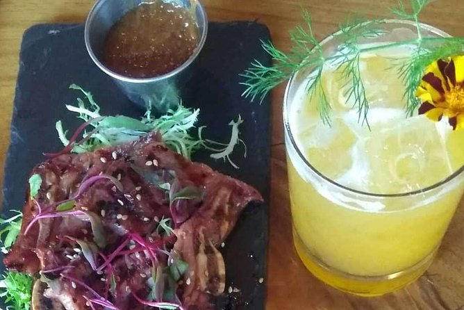 Healdsburg Wine and Food Pairing Guided Walking Tour - Why the eight-person limit matters