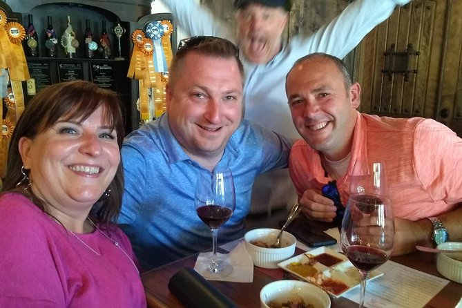Healdsburg Wine and Food Pairing Guided Walking Tour - Boutique wine rooms and family stories