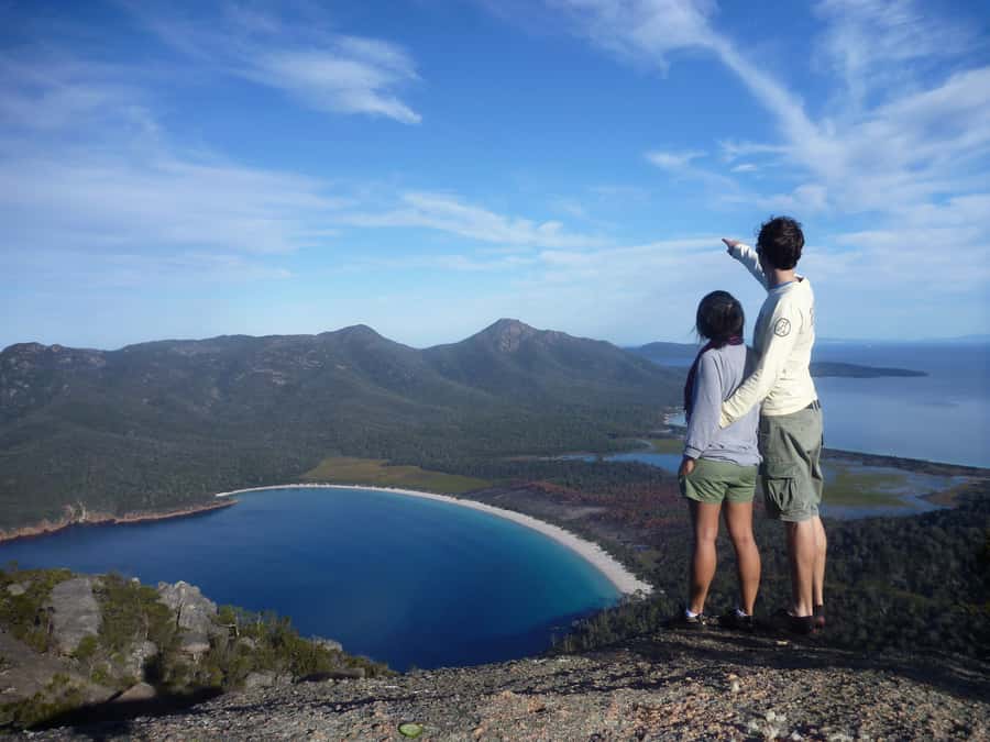 Hobart: Wineglass Bay & Freycinet National Park Active Tour - Honeymoon Bay makes a fine picnic stop