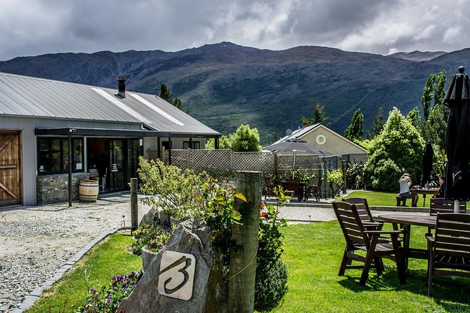 Hop on Hop off Wine Tours Queenstown - How many stops can you really make?