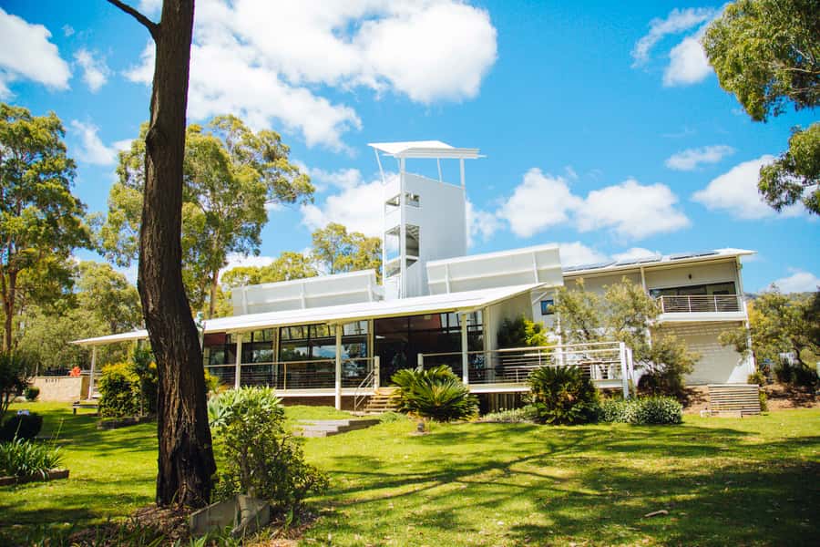 Hunter Valley: Wine, Spirits, and Cheese Tour with Lunch - Cheese and chocolate with the wine