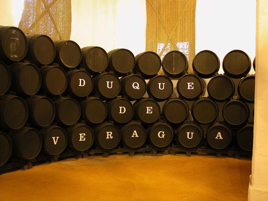Jerez: Bodegas Álvaro Domecq Guided Tour with Wine Tasting - Finding the meeting point near Calle San Luis