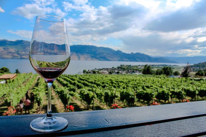 Kelowna or West Kelowna Afternoon Sightseeing Wine Tour - Four hours is the right length for an afternoon