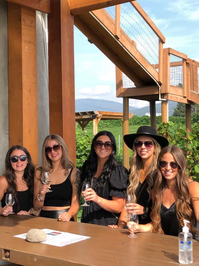 Kelowna: West Kelowna Half Day Guided Wine Tour - Mt. Boucherie closes the winery visits