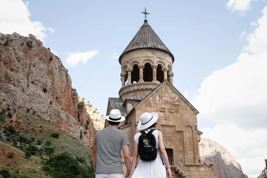 Khor Virap, Noravank and Birds' Cave Trip with Wine Tasting - Areni-1 Cave and the oldest known winery