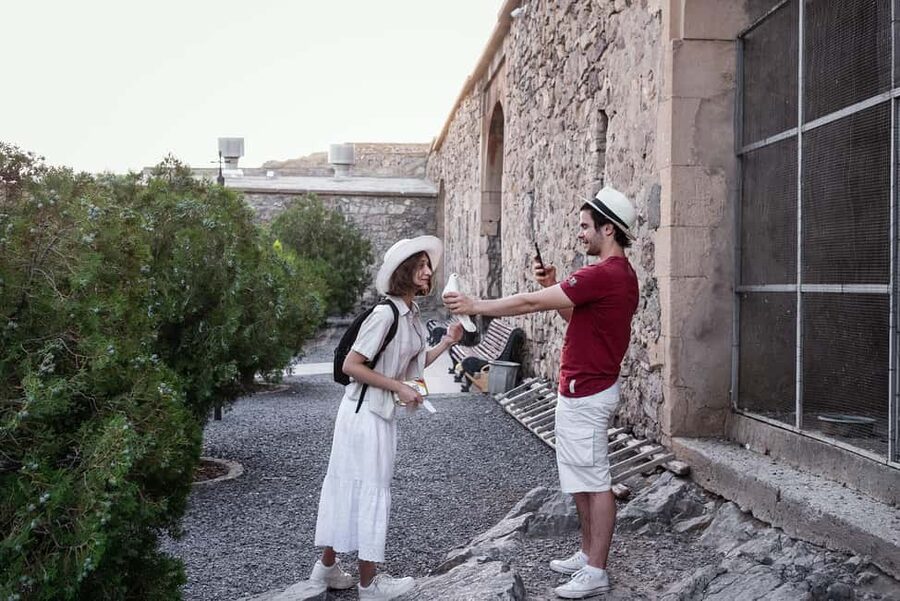 Khor Virap, Noravank and Birds' Cave Trip with Wine Tasting - Lunch near Yeghegnadzor