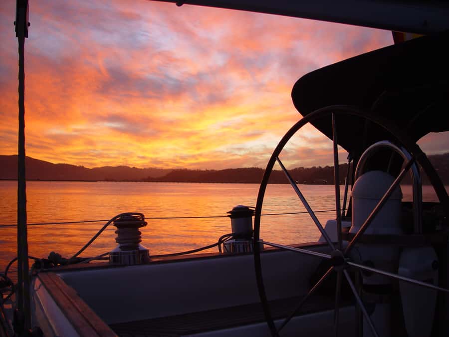 Knysna Sunset Sailing Cruise with Light Dinner and Wine - Five things to know before you book