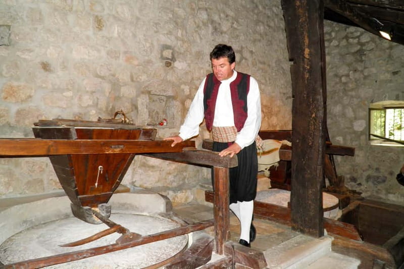 Konavle Valley: Tour with Wine Tasting from Dubrovnik - The ride out from the Dubrovnik area