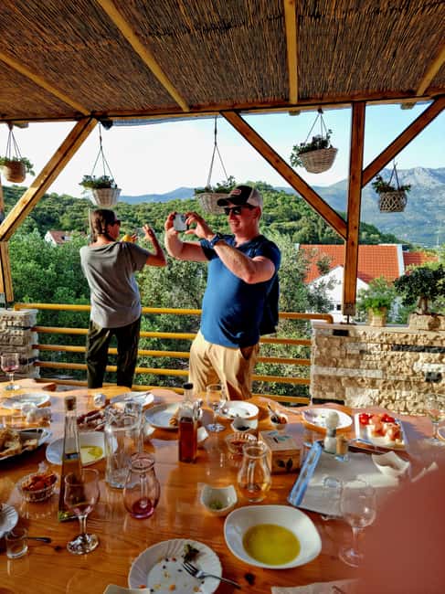 Korcula: Buggy Safari with Local Food and Wine Tasting - Riding through Korcula’s vineyards and olive groves