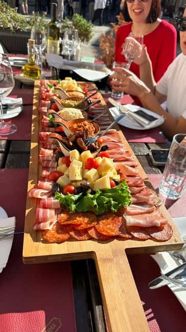 Kotor: Private Walking Tour with Wine and Food Tasting - What the guide adds to the meal