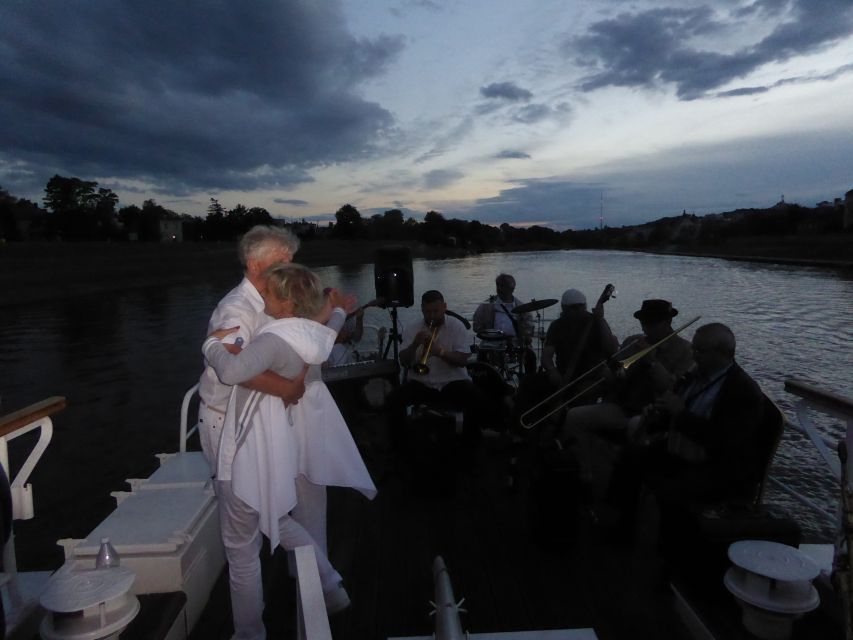 Krakow: Evening Cruise with a Glass of Wine - Price and overall value at $38
