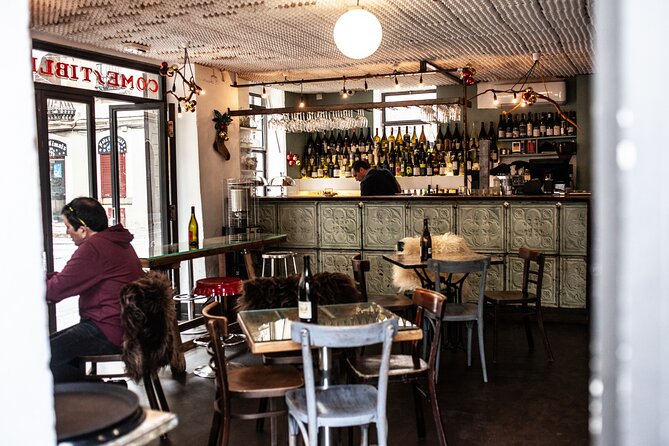 La Barceloneta Tapas & Wine & Drinks Tour in Barcelona - The guides shape the evening more than the route