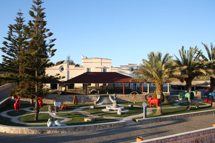 Lagoa: Guided Winery Tour and Local Wine Tasting - Key points to know before you go