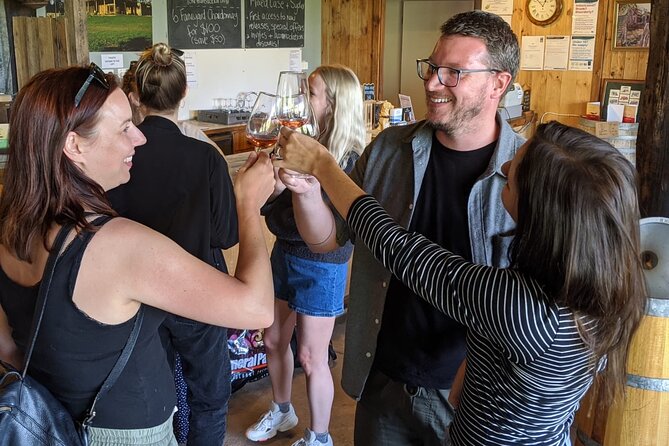 Laid back, Yarra Valley Wine Tour: Wine, Cider, Gin, Beer + Choc - Choosing lunch at St Huberts or Domaine Chandon