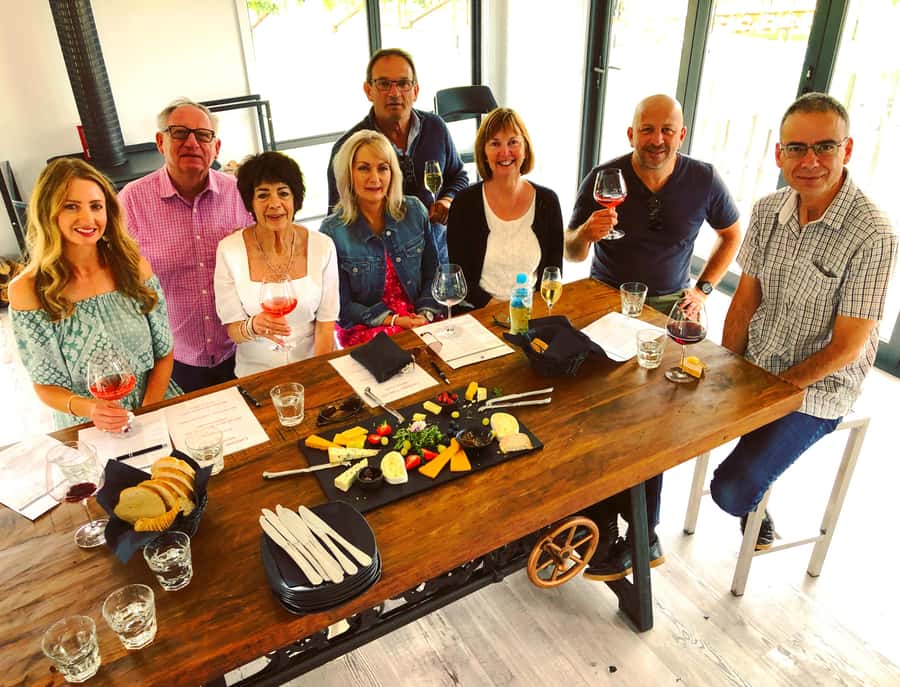 Launceston: Tamar Valley Wine Tour with Lunch - Your first tastings: learning how to judge wine