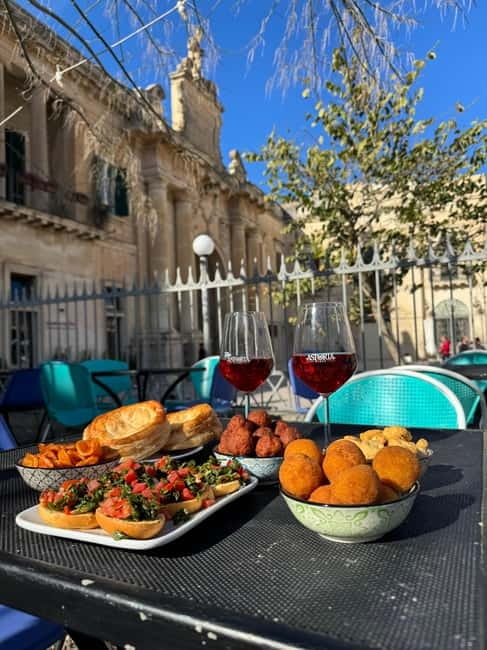 Lecce: Guided Street Food Walking Tour with Food and Wine - Key Points Before You Book