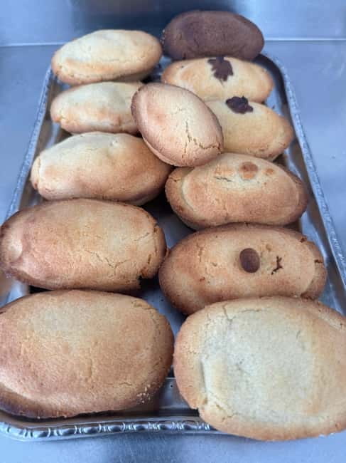 Lecce: Guided Street Food Walking Tour with Food and Wine - Santa Croce and Lecce’s Stonework