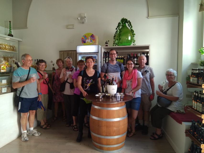 Lecce: Guided Tour & Wine Tasting by Bike - Five good reasons to consider this Lecce tour