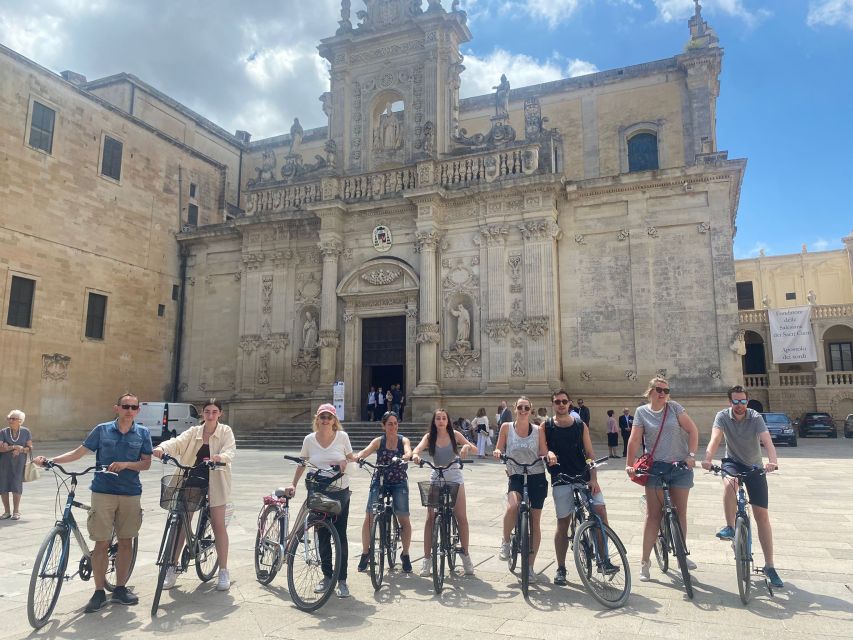 Lecce: Guided Tour & Wine Tasting by Bike - Three local wines and the cellar conversation