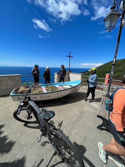 Levanto: Guided E-Bike Tour in Framura with Wine & Focaccia - Key points at a glance